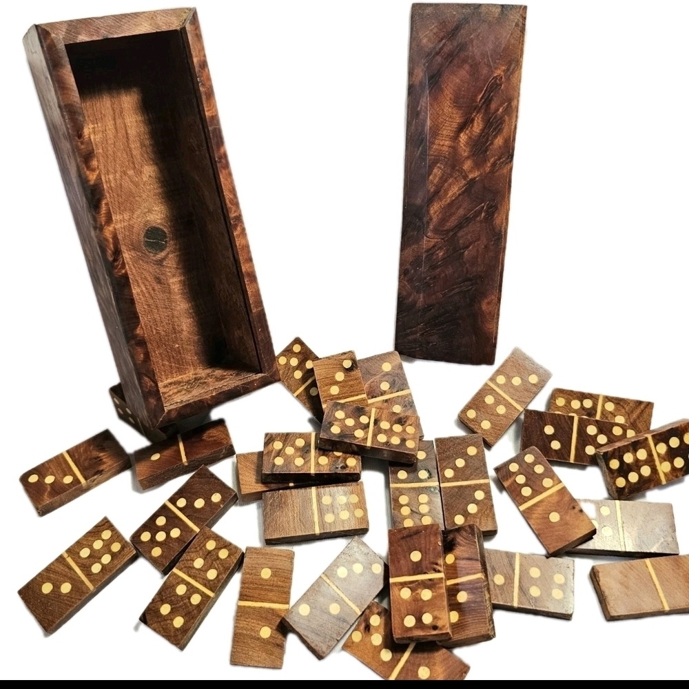 Moroccan handmade, Thuya wood, Domino set  in a functional decorative Burl box